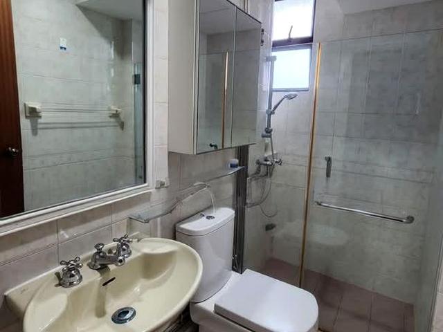 Arthur Mansions D15, Condominium