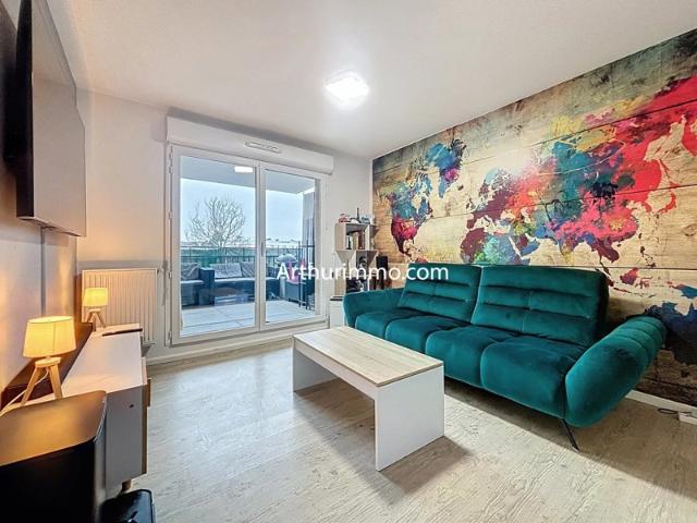 ARTHURIMMO – À VENDRE – Bel appartement 3 pièces avec terrasse – Exposition Est