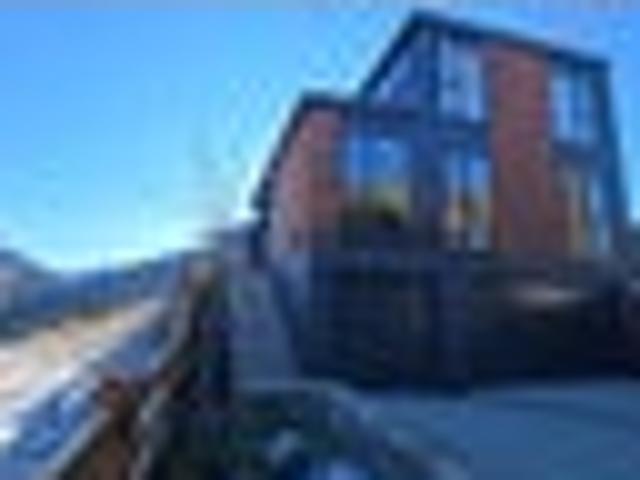 Arthurs Point, 2 bedrooms, $950 pw