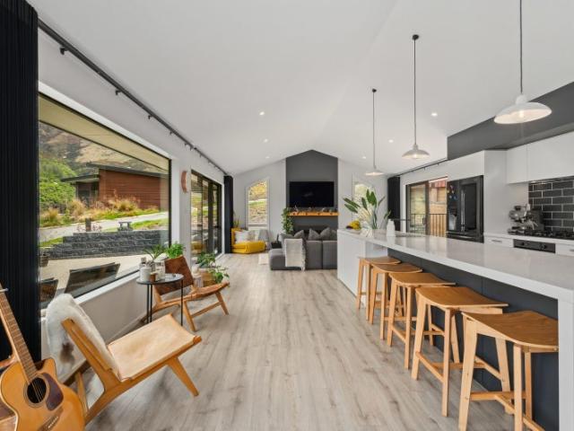 arthurs point, 3 bedrooms