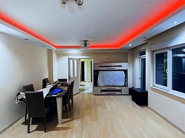 ARTI EMLK İNŞAATTAN 25m2 Salon ARA KAT ÖNÜ AÇIK 2+1 ACİL FIRSAT