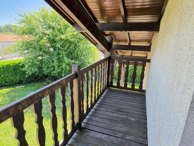 Artigues près Bordeaux Location Appartement 33