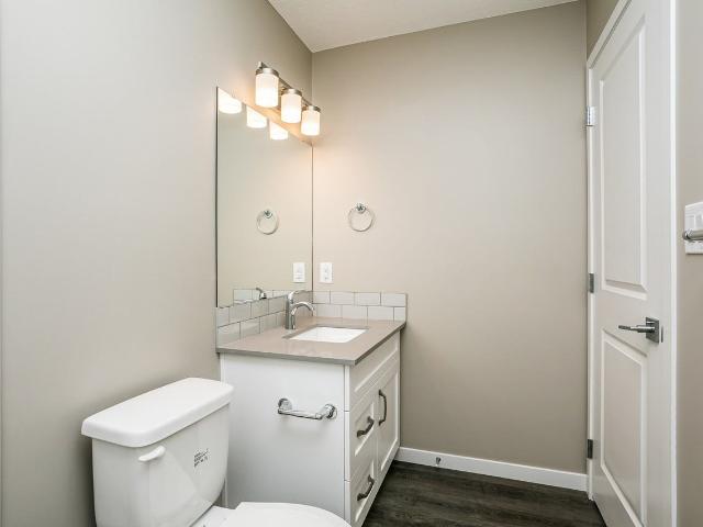 Artika Apartments 1 Bedroom Apartment for Rent at 11220 103 Ave Nw, Edmonton, AB T5K 0S1 Oliver
