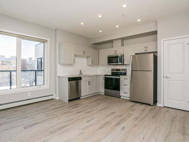 Artika Apartments 2 Bedroom Apartment for Rent at 11220 103 Ave Nw, Edmonton, AB T5K 0S1 Oliver