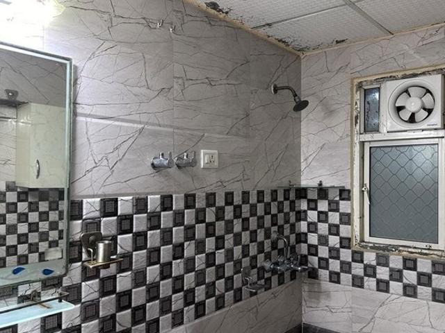 Arun Vihar Sector 37 2 Bedroom 800 Sq. Ft. Apartment in Sector 37 Noida Listing ID: #10303