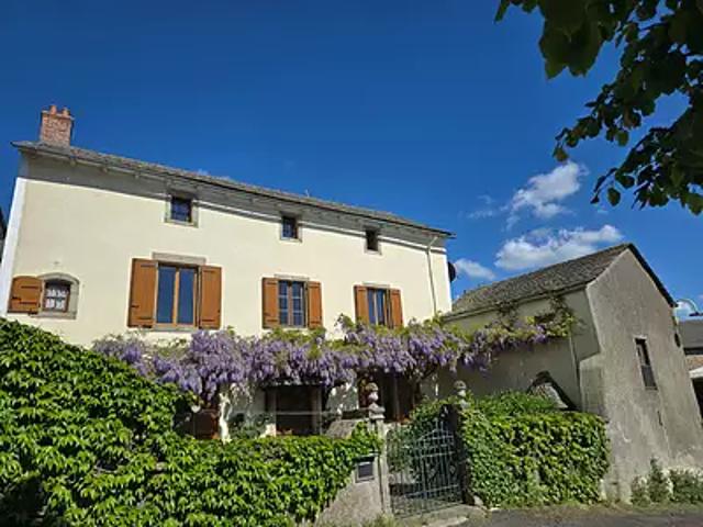Arvieu 12120 Achat / Vente appartement 6 pièces t6