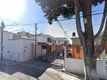 AR/XR Casa en venta en Barrio Coaxustenco, Metepec, Estado de México