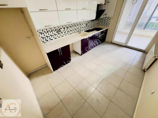 Arya'dan Cennet Ayağı'nda Site İçinde Satılık 3+1 Daire 115m²