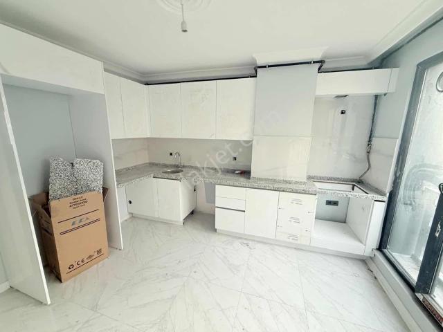 Arzu Emlaktan Gazi Mah Sıfır Asansörlü 2+1 1. Kat Satılık Daire