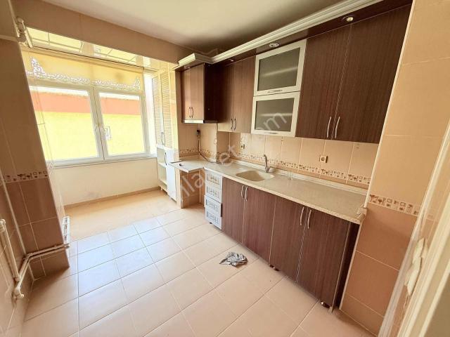 Arzu Emlak'tan Gazi Mah Satılık 100 M2 Masrafsız Ara Kat Daire
