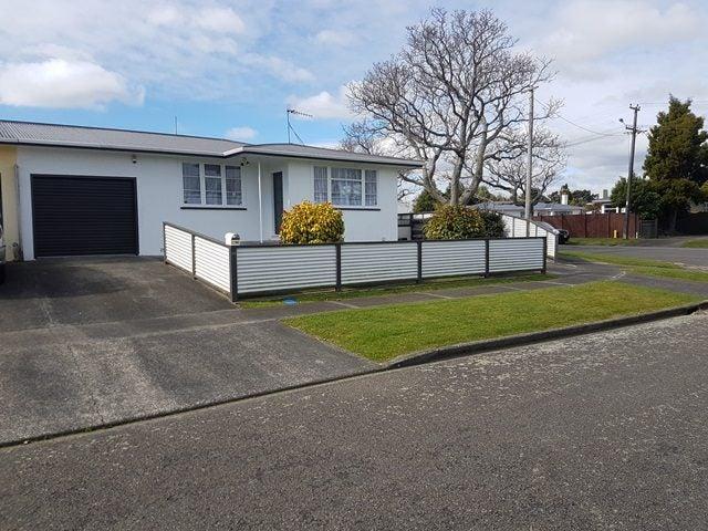 awapuni, 2 bedrooms
