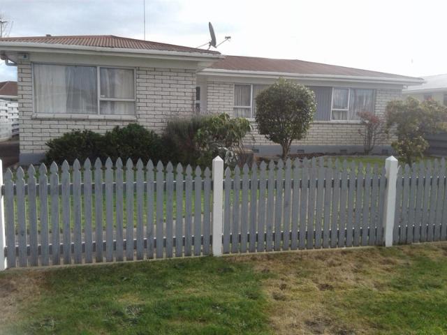 Awapuni, 3 bedrooms