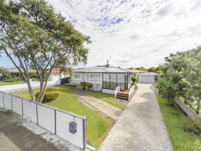 awapuni, 3 bedrooms