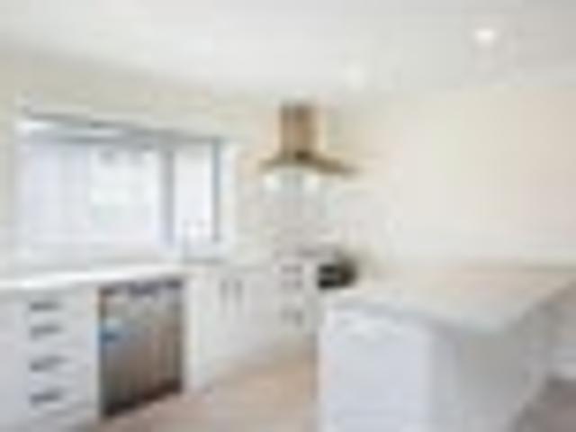 Awapuni, 3 bedrooms, $630 pw