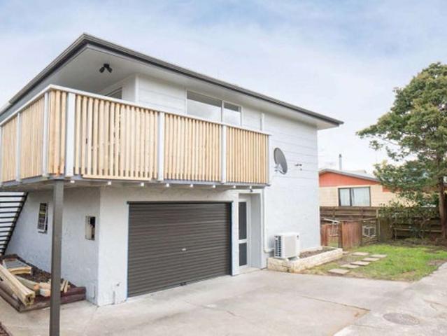 awapuni, 4 bedrooms
