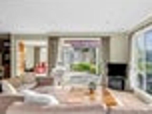 Award winning home with spectacular views
