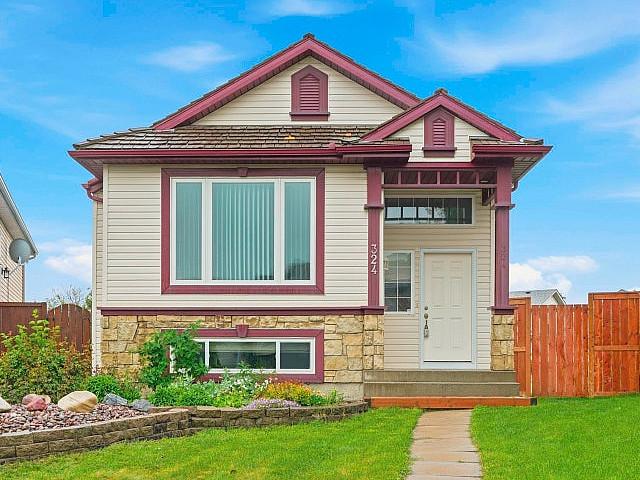 Awesome Mckenzie Lake Bi level Home For Sale Or Trade!