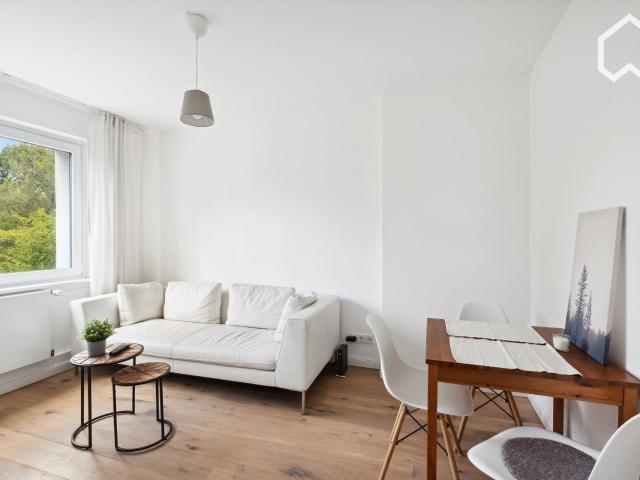Awesome and new studio in a quiet area