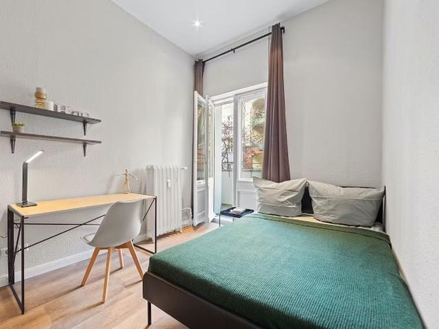 Awesome and spacious apartment located in Schöneberg, Berlin Amsterdam Apartments for Rent