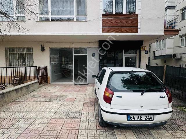 Atıi Caddesinde 40m2 Wc Li Dükkan