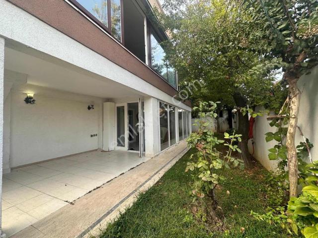 Ata2 Sitesinde 1,5+0bahçe Kullanımlı Eşyalı Kiralık Villa Katı
