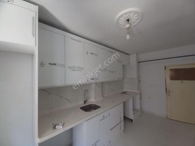 Atatürk Mah 3+1 Ara Kat Banyo Mutfak Wc Ler Yenı Yapıldı