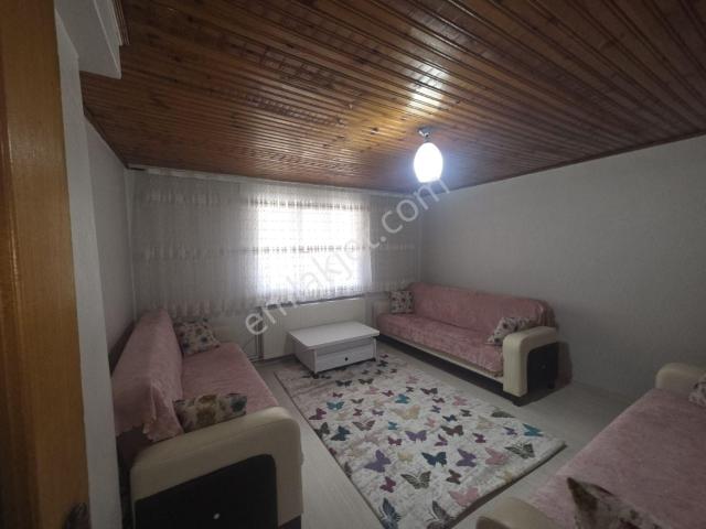 Atatürk Mah Toplam 6 Katlı Son Kat 23hisseli Satılık 3+1