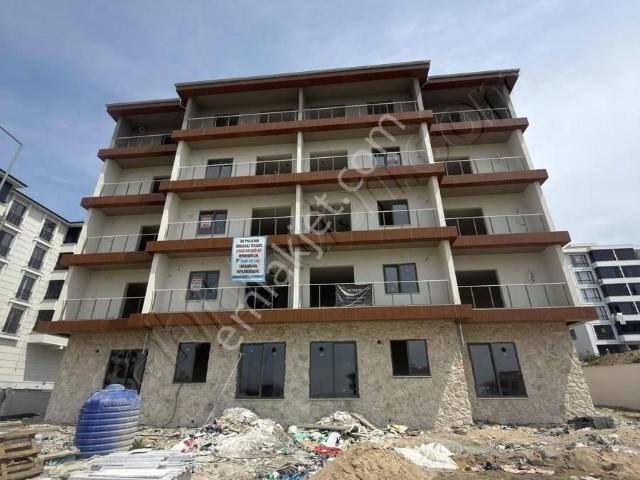 Atatürk Mahallesi 1+1 Ara Kat Önü Açık Ferah Daire