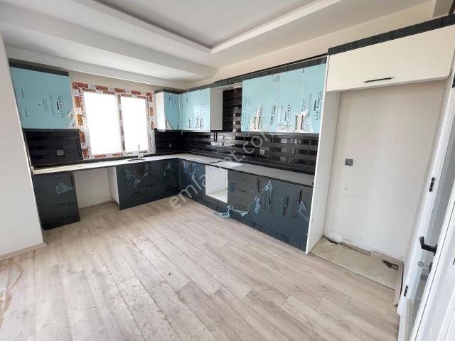 Atatürk Mahallesi Site İçerisinde 4+1 Nezih Daire