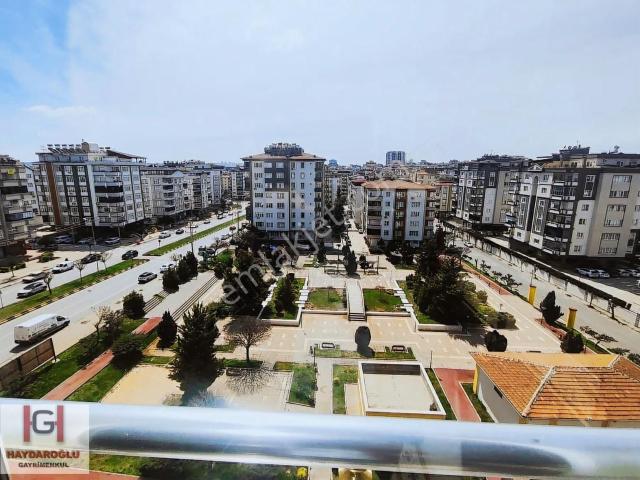 Atatürk Mah'de Site İçerisinde Satılık 5+1 Ultra Geniş Daire