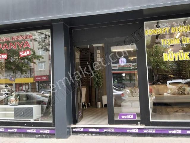 Atatürk Bulvarında Cadde Üzerinde 2 Katlı Devren Kiralık Dükkan