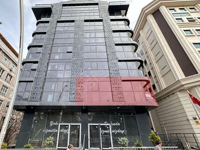 ATATÜRK BULVARINA CEPHE 1+1 40 M2 SATILIK DAİRE