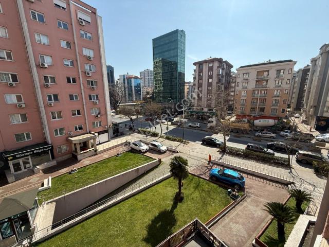 Kozyatağı Atatürk Caddesi Üstü 3.kat Prestijli 155m2 Kiralık Ofis