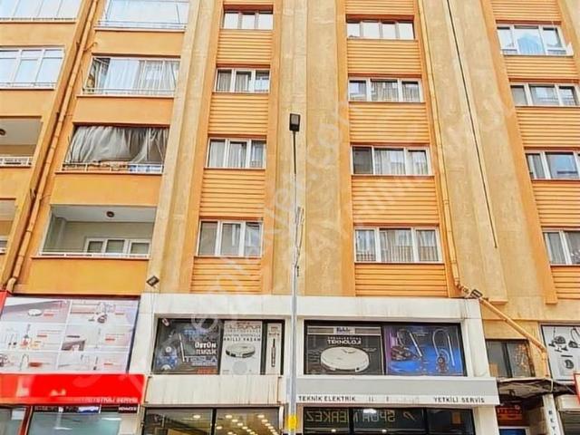 Atatürk Caddesi Yakını Kira Getirili Asma Katlı Satılık Dükkan