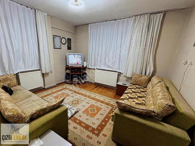 Atatürk Caddesi Yakını Satılık 2+1 Arakat Arsa Tapulu Daire