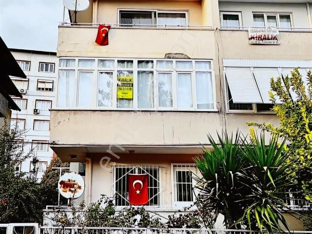 Atatürk Parkı Yakını Kiralık Eşyalı 2+1