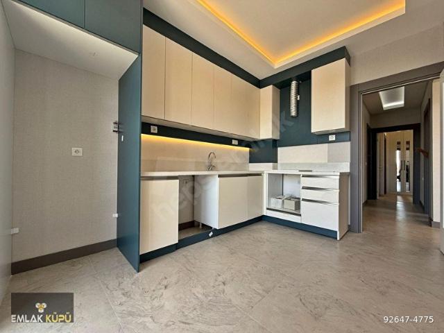 ATAYURT MAHDE SİTE İÇİNDE BAĞIMSIZ MUTFAKLI 2+1 SATILIK DAİRELER