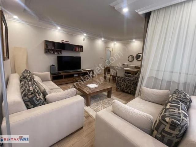 Ata 2 Sit. Cadde Üzeri İçi Tamamen Yenilenmiş Satılık 3+1 Daire