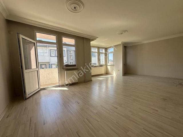 Ata 2 Sitesin'de Kiralık 3+1 Daire