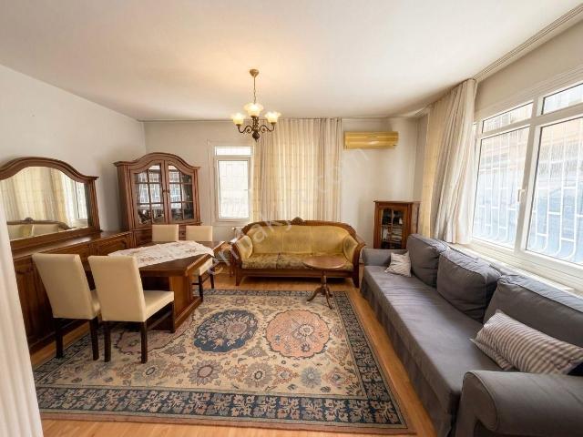 Ata Caddesi Yakını Bahçe Keyifli 2+1 Satılık Daire !