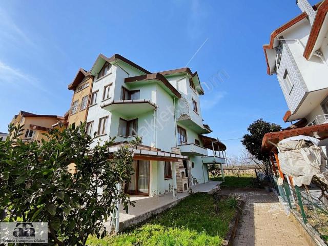 Ata Gayrimenkulden Satılık Tripleks Villa