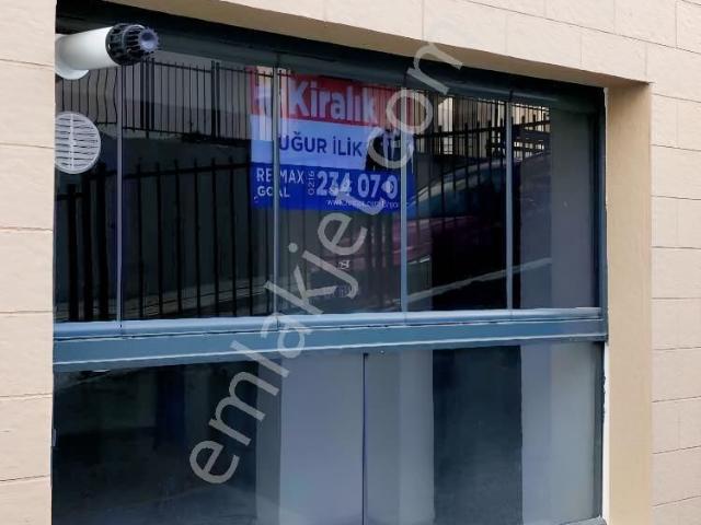 Ataşehır Tokı Imar Iskan Bloklarında Ebeveyn Banyolu Genış 3+1
