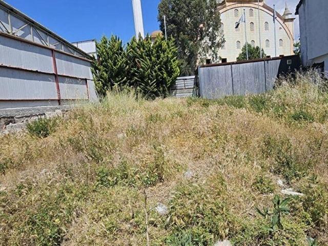 Ataşehir Esatpaşada İmarlı Hisseli Arsa