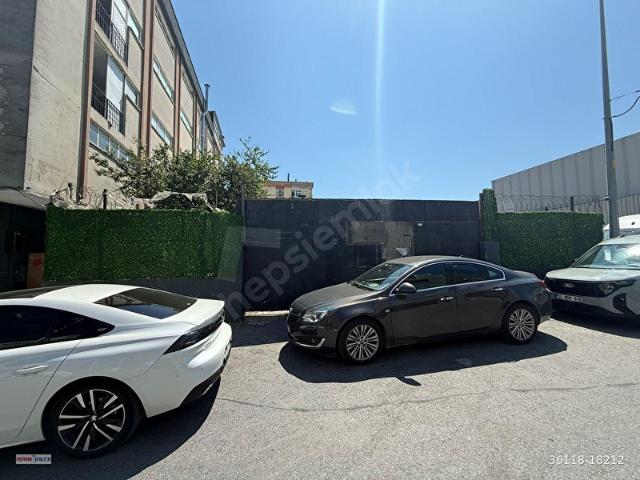 Ataşehir Ferhatpaşa da Konut + Ticari İmarlı Satılık 512 M2 Arsa