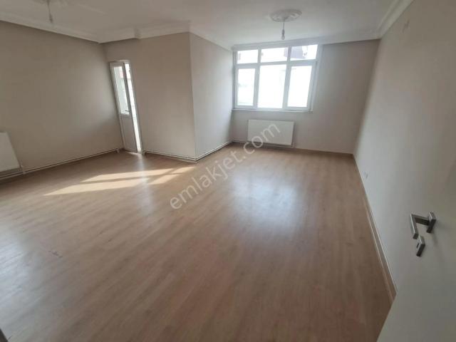 Ataşehir İçerenköy City Avm Ye Yakın Masrafsız 120m2 3+1 Daire