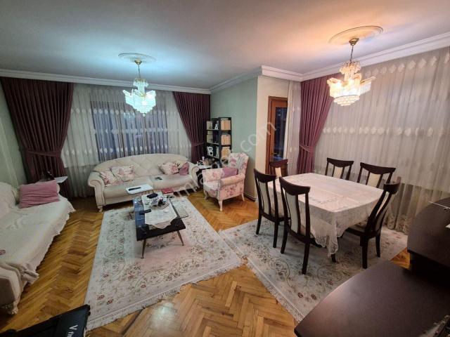 Ataşehir İçerenköy'de Satılık 3+1 Daire, Merkezi Konum