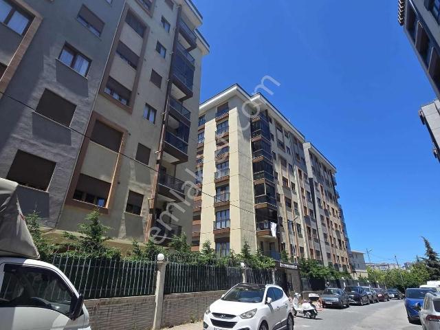 Ataşehir İstek Garden Sitesi Geniş 3+1/ebevyn Banyolu&balkonlu