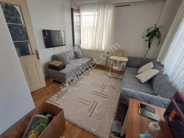 Ataşehir Kayışdağı Merkezde Balkonlu 75m2 2+1 Yüksek Giriş Daire