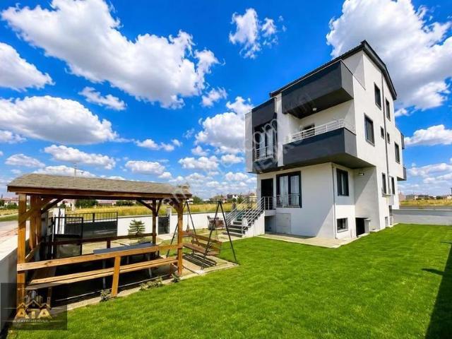 ꧁▇ata İnşaat▇꧂denize Ve Marketlere Yakın, Bodrumlu 4+1 Lüx Villa