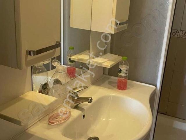 Ata Sitesinde 4 Kat Boş Satılık Ara Kat